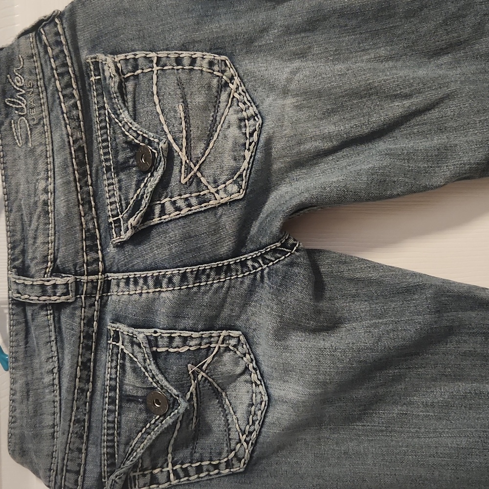 Silver Jeans - Picture 4 of 6